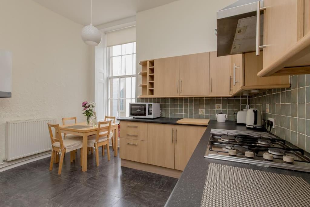 St James Quarter 2 Bed Apartment EDI Exterior foto